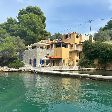 Villa Porto Castello