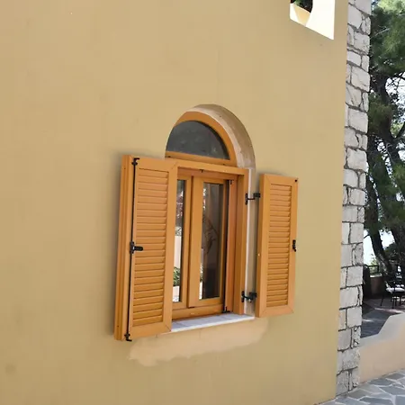 Villa Porto Castello